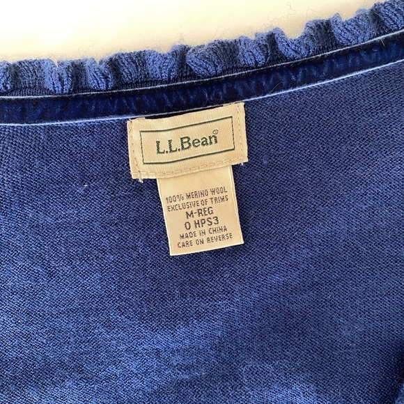 Vintage L.L. Bean Women’s 100% Merino Wool Cardigan Sweater, Navy Blue, Size M - Picture 5 of 7